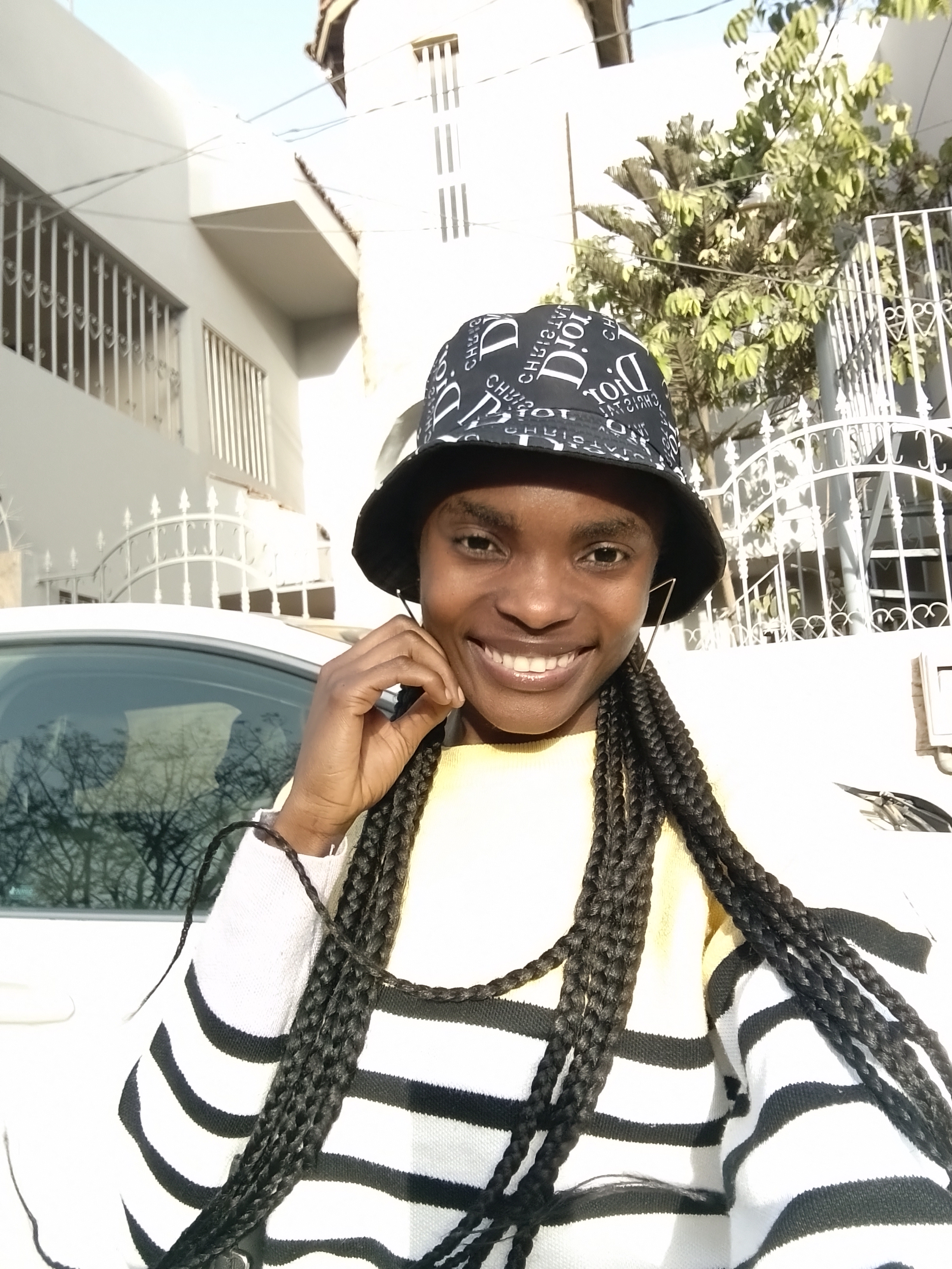 Nelly Eve darlaine BIWAGOU 